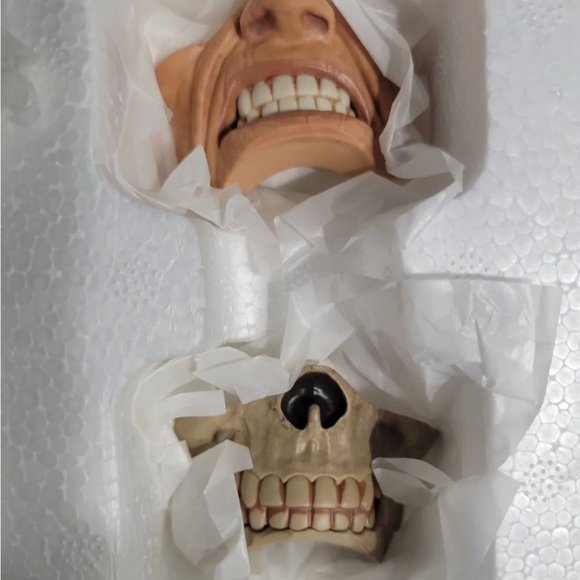 New 💥 Fantastic Four MCU Haslab Galactus Giant Life Size Action ONLY (no 3 figs) - Picture 7 of 8